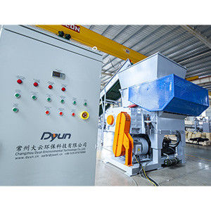 Atık Plastik Geri Dönüşüm İçin Evrensel Tek Şaftlı Parçalayıcı