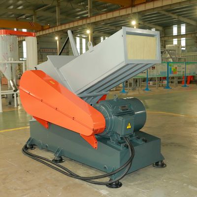 35kw 600KG / H PVC WPC Kapı Pencere Çerçevesi Atık Plastik Kırıcı